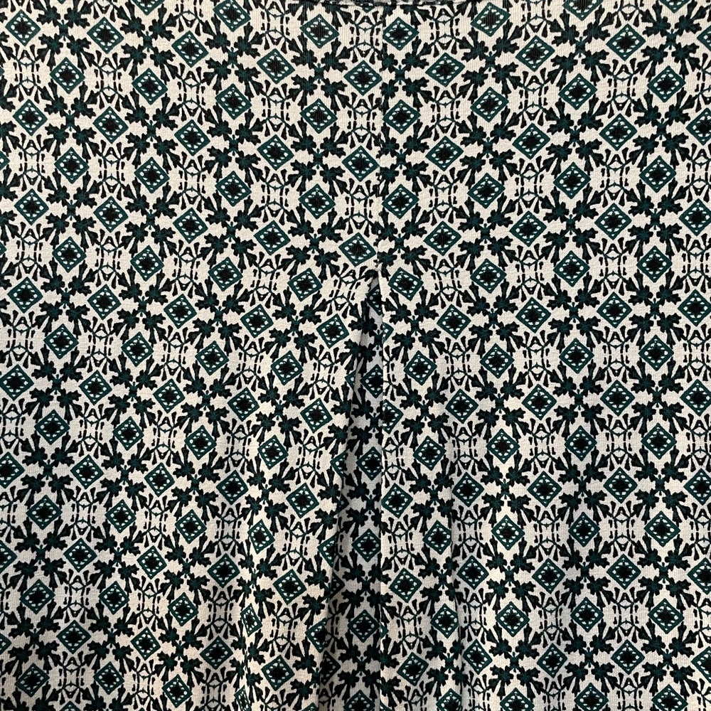 J. Jill Black Green and White Patterned Top - Picture 4 of 8